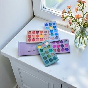 Beauty Glazed 60 Color Matte and Shimmer Board Palette